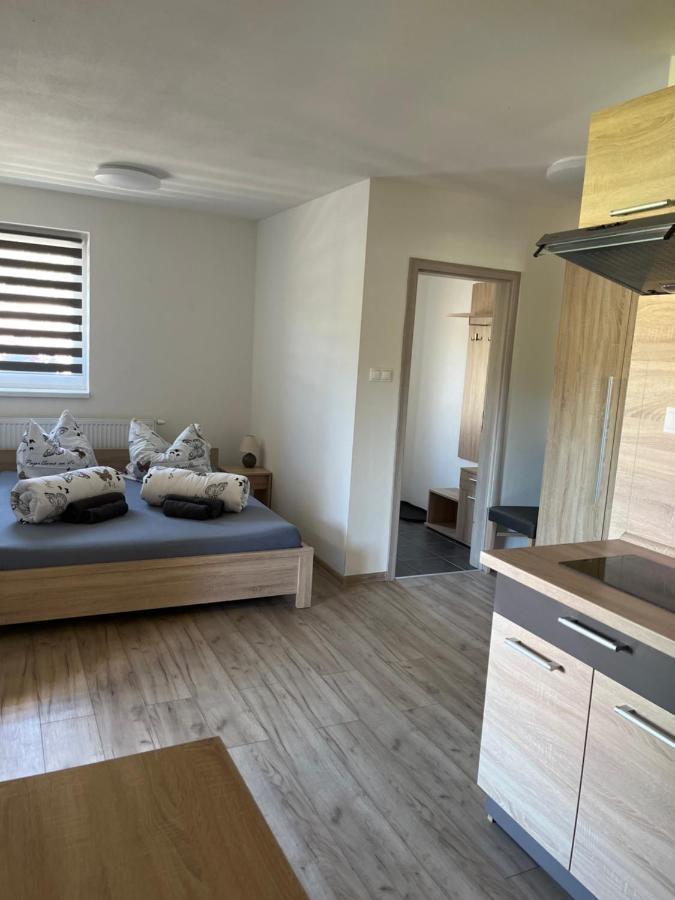 Apartmanovy Dom Magda Vrbov Exterior foto
